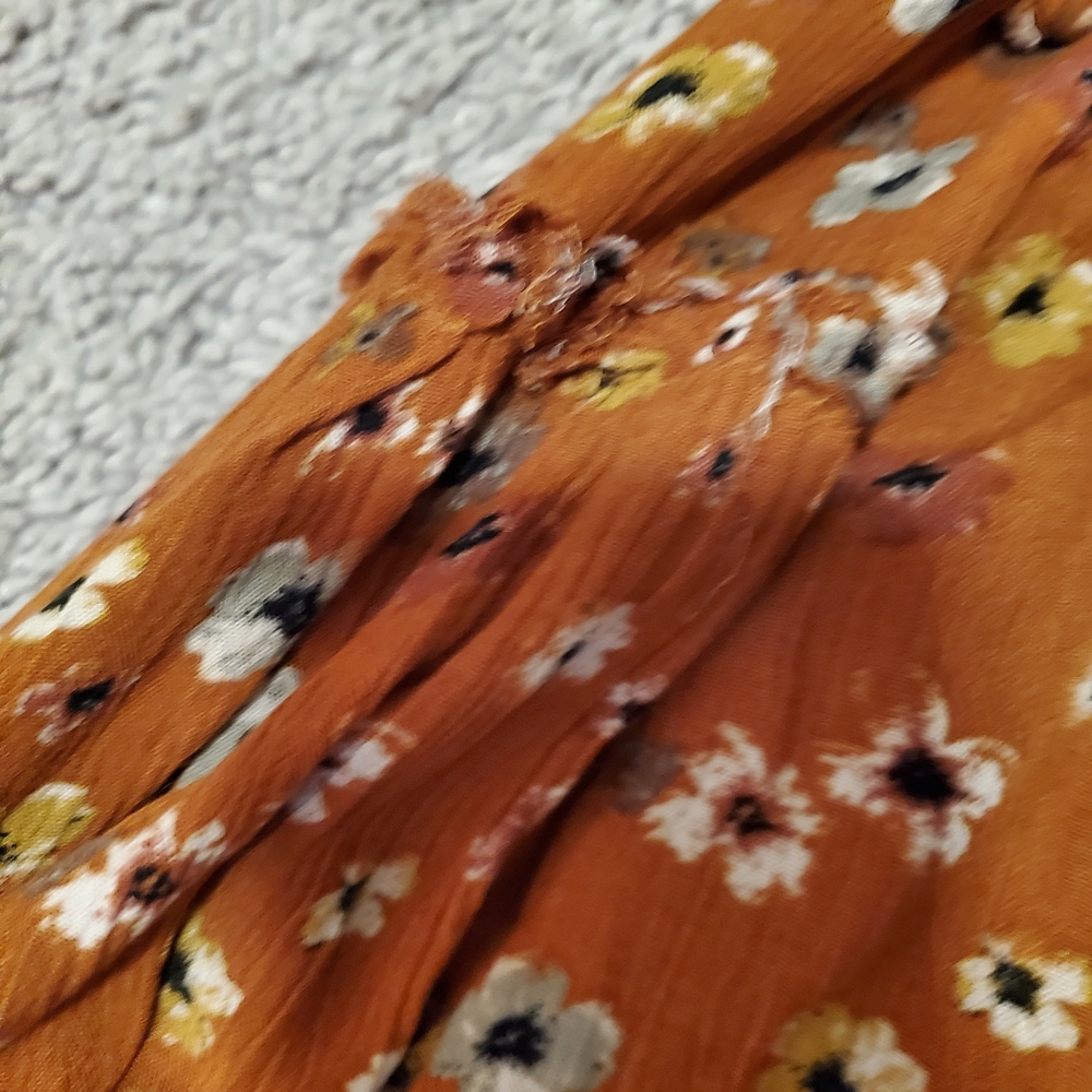 Millibon Floral Mini Dress in Orange and White - Picture 5 of 8